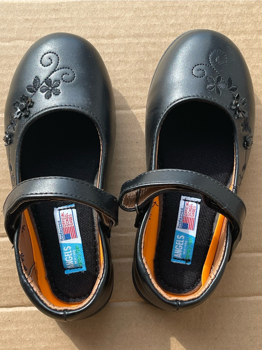 Angels New York Girls Black Mary Jane Dress Shoes with Floral Stitching Size 11